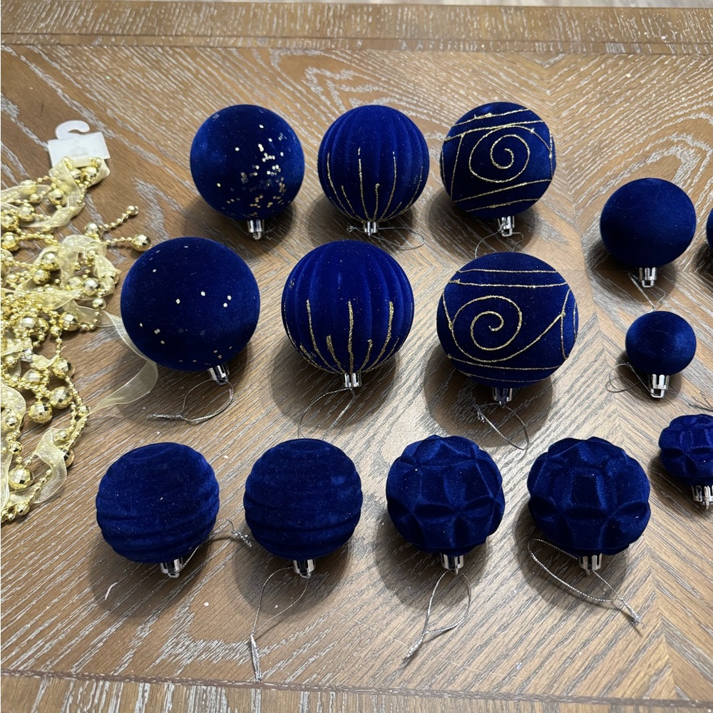 Elegant Blue Velvet Ornaments with Gold Accents and gold chain